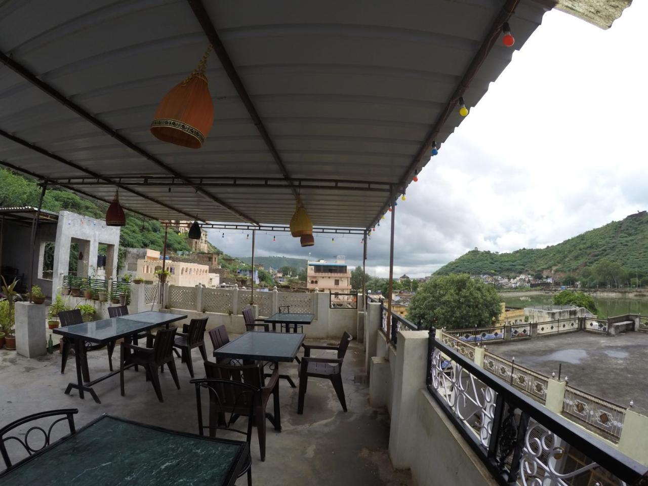 Būndi 石瓦图瑞斯特旅馆酒店 外观 照片